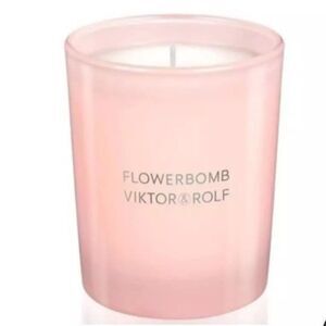 Flowerbomb by Viktor & Rolf Scented Candle, 75 ml/2.4 oz. New in box!